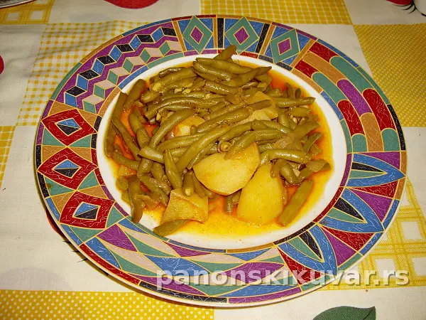 BORANIJA SA KROMPIROM