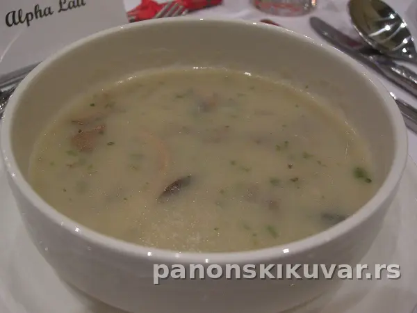 ČORBA OD PEČURAKA NA ULJU