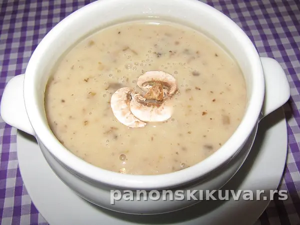 ČORBA OD PEČURAKA