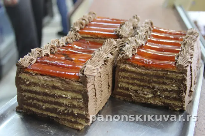 DOBOŠ TORTA