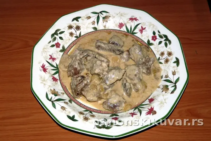 GOVEDINA SA KISELIM SOSOM