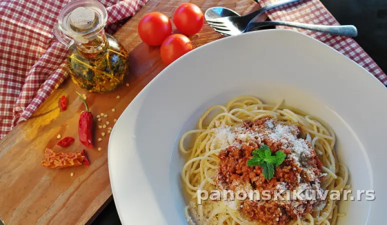 JEDNOSTAVAN BOLONJEZE SOS ZA TESTENINU