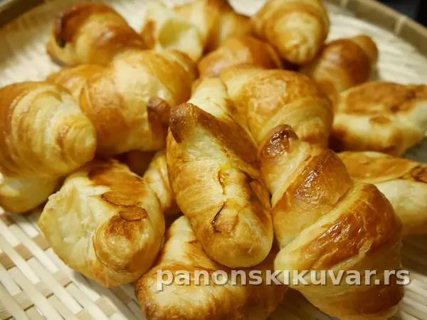 KIFLE SA SIROM