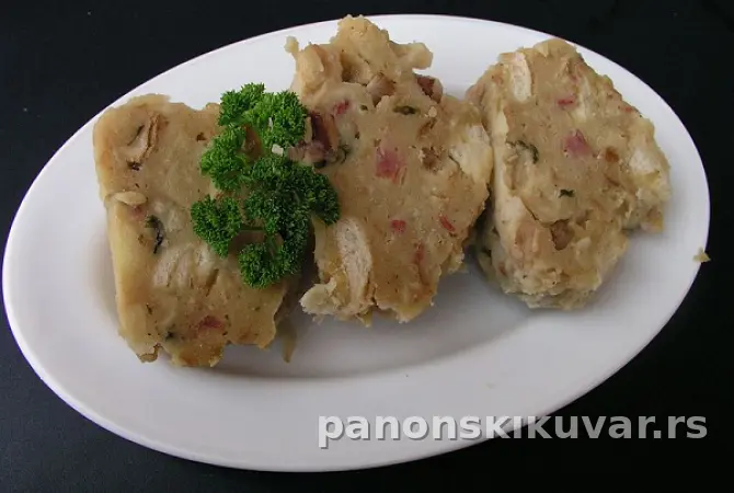 KNEDLE SA SLANINOM