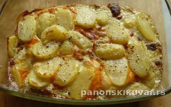 MUSAKA OD PAPRIKE I SALAME