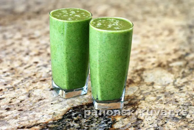 OSVEŽAVAJUĆI ZELENI SMOOTHIE
