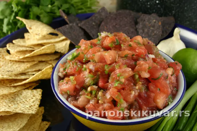 PARADAJZ SALSA