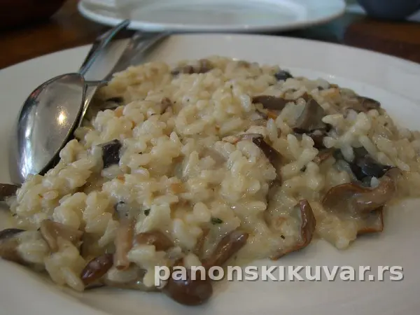 PIRINAČ SA PEČURKAMA