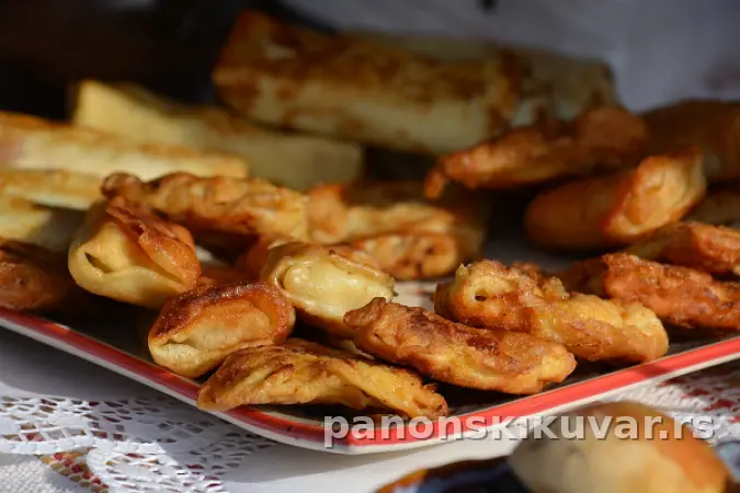 PIROŠKE OD PALAČINKI