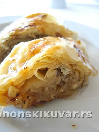 PITA SA MEDOM
