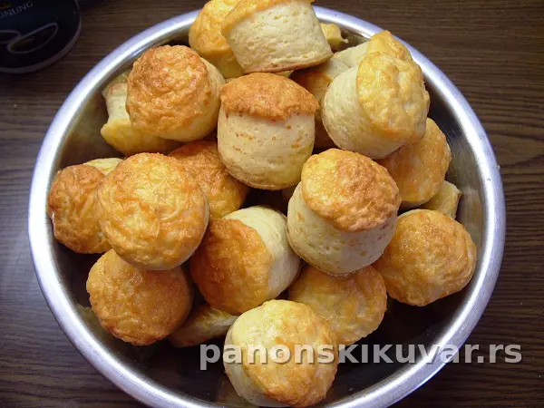 POGAČICE SA SIROM