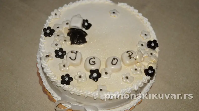 PROLEĆNA TORTA