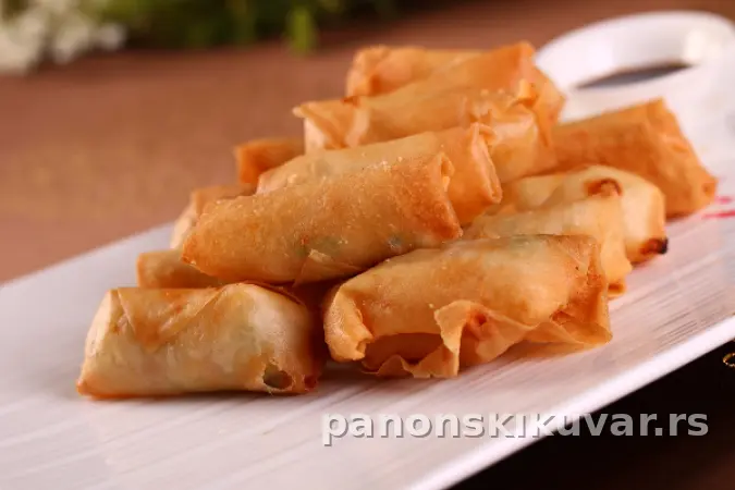 PROLEĆNE ROLNICE