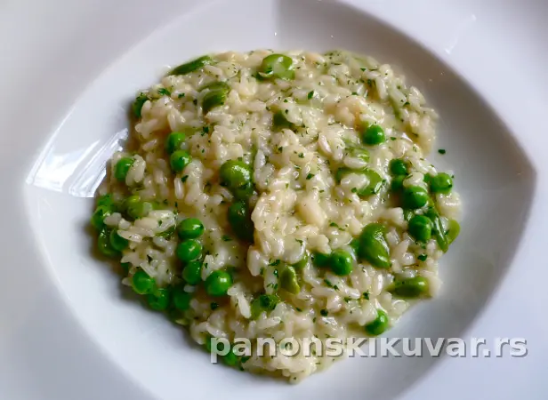 RIŽOTO SA GRAŠKOM