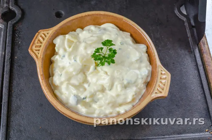 SALATA OD MLADE PILETINE