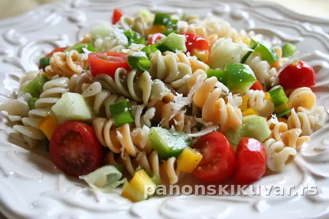 SALATA OD TESTENINE