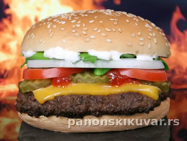 SOČNI BURGER